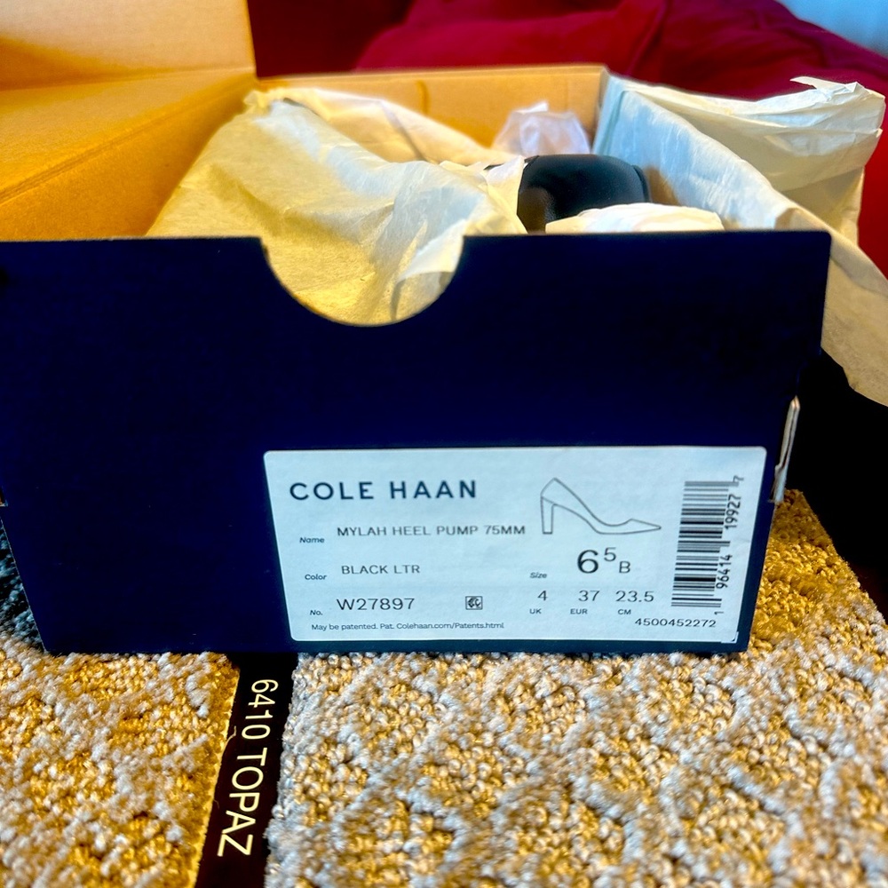Brand new never worn 6.5 Cole Haan black pumps.